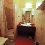 Frolise, T2, Centre, Wifi, Parking Couvert Gratuit, 4 Personnes Apartmán *