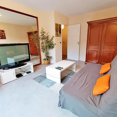 Frolise, T2, Centre, Wifi, Parking Couvert Gratuit, 4 Personnes Apartament